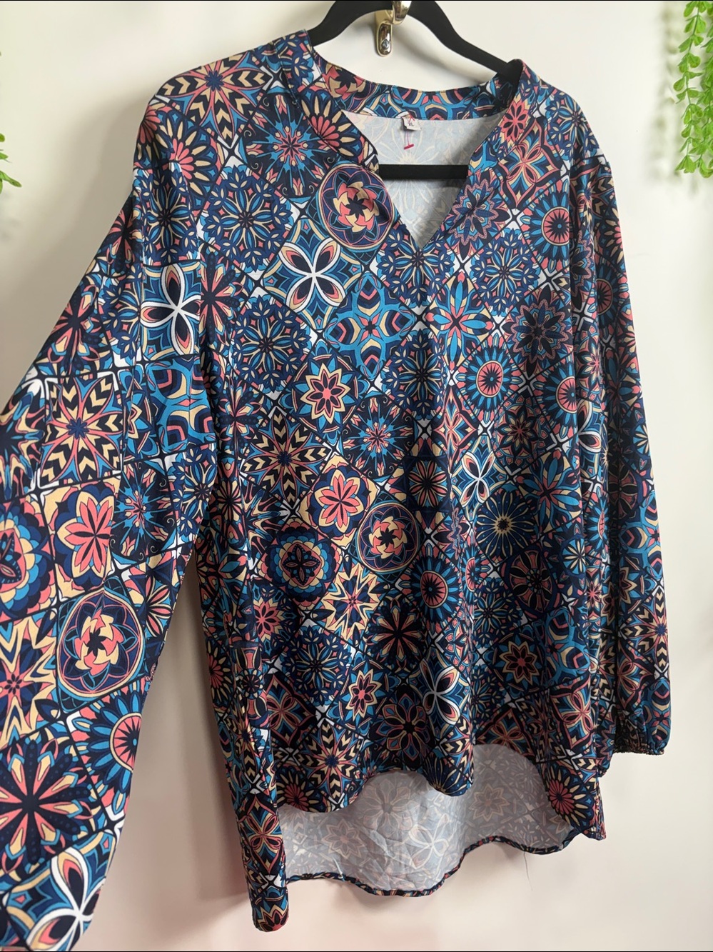 Source Unknown Graphic Boxy Blouse in Blue and Pink